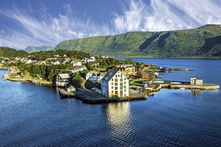 Ålesund - Panoramatický západ slunce.