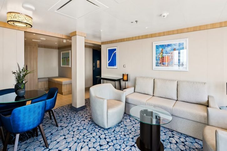 Prostorné apartmá s výhledem na Vodní divadlo (A3) - Wonder of the Seas