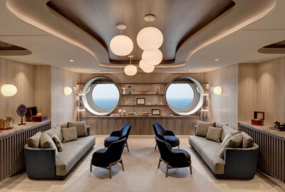 Med Yacht Club - Explora II