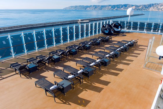 MSC Lirica, sluneční paluba