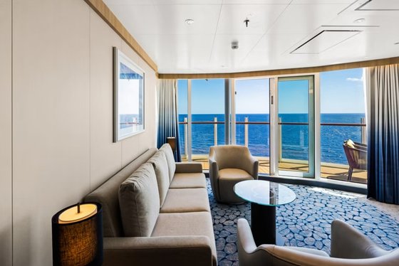 Apartmá s výhledem na Vodní divadlo a velkým balkonem (A2) - Wonder of the Seas